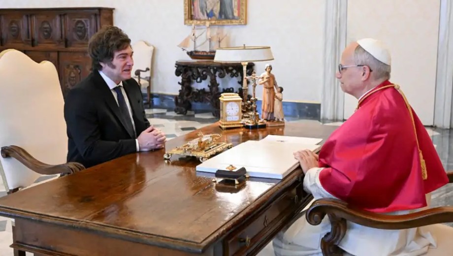 El Gobierno se reunió con la Iglesia para coordinar la visita de León XIV.