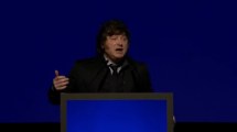 Imagen de Javier Milei en Rosario: minimizó la morosidad y la atribuyó a una estrategia de la oposición