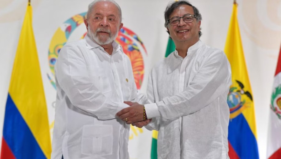 Lula da Silva y Gustavo Petro destacaron su dialogo permanente. Foto:  Gentileza EFE. 