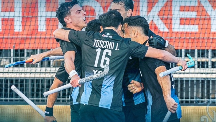 Argentina venció 3-1 a Inglaterra en su primer partido de la segunda fase del Mundial.  