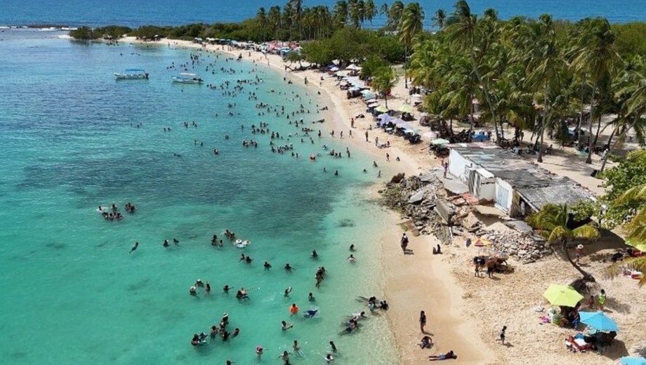 Playas de arena blanca y mar turquesa, el rincón de Venezuela que parece un paraíso caribeño. Foto: gentileza.