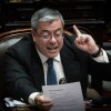 Imagen de Tensión en Diputados: el fuerte cruce entre Menem y Martínez por la reforma del Banco Central