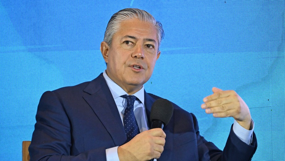 Rolando Figueroa, en la apertura de Jornada Comex Norpatagonia 2026 (Foto: Florencia Salto).
