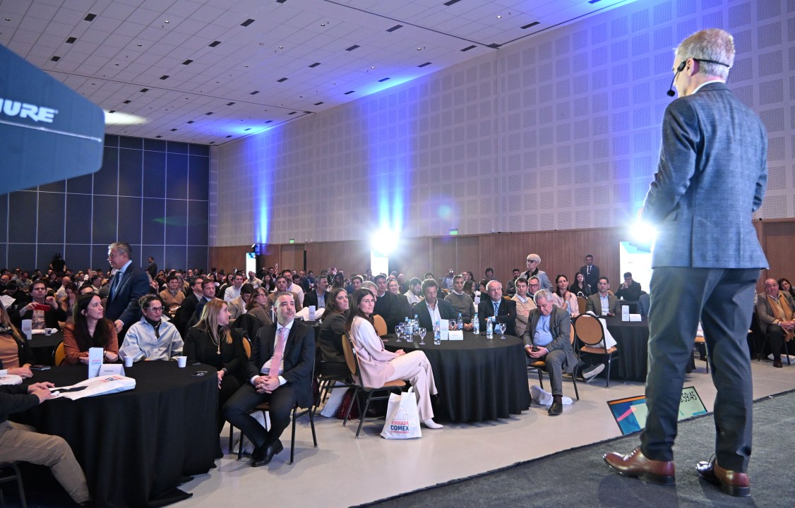 Neuquén - Jornadas Comex - salto (18).JPG