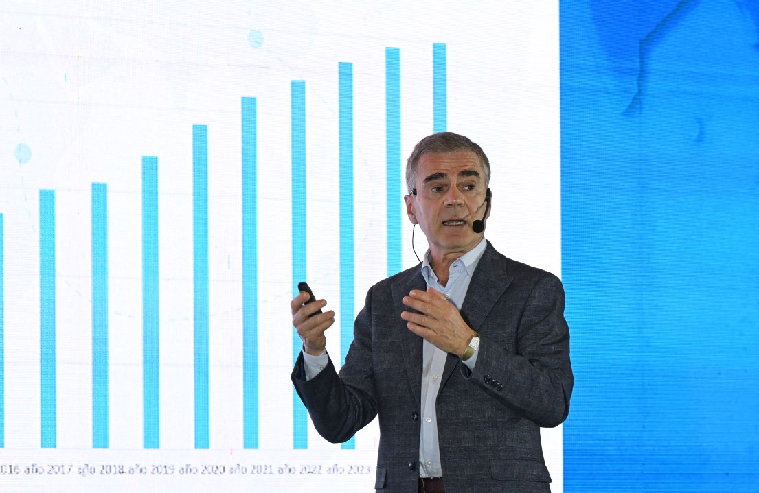 Neuquén - Jornadas Comex - salto (21).JPG