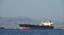 Imagen de El petróleo Brent superó los 90 dólares tras los ataques de Estados Unidos a Irán y la escalada en el estrecho de Ormuz