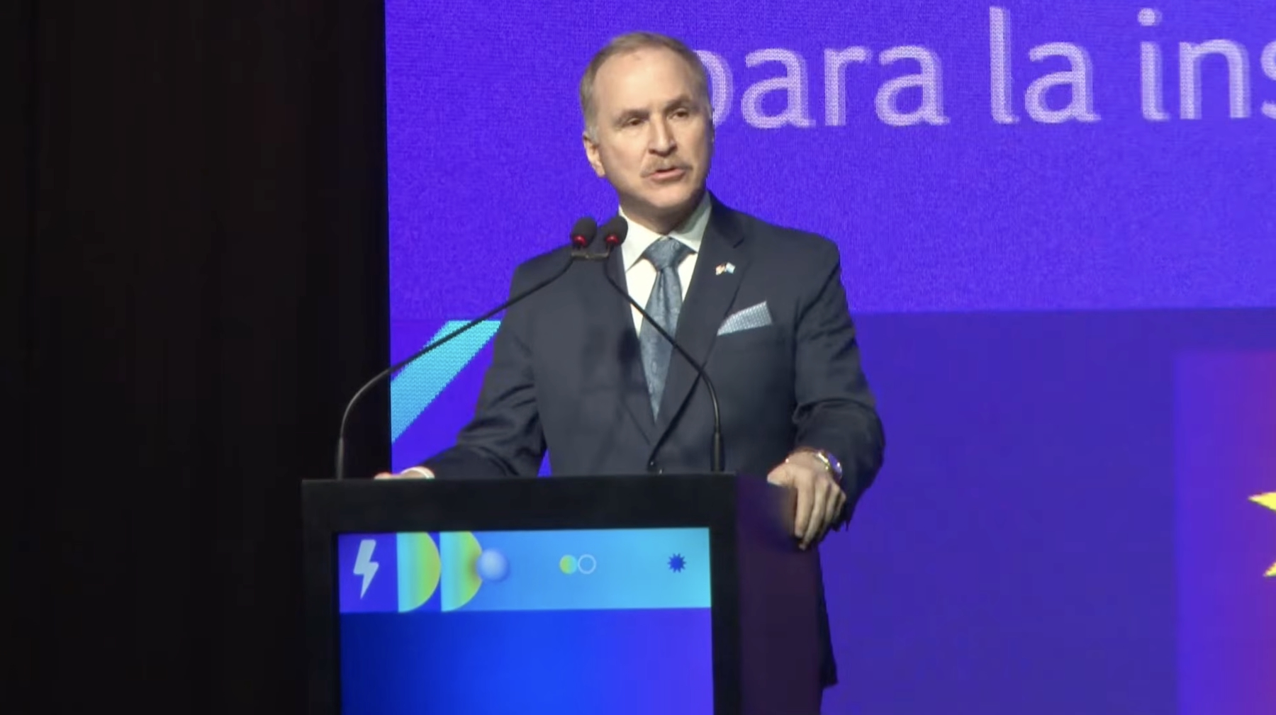 Gobernadores y líderes del sector energético se reunieron en el AmCham Energy Forum 2026