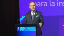 Imagen de Huawei: el embajador de Estados Unidos aseguró que podría haber injerencia china en Vaca Muerta