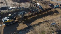 Imagen de Plaza Huincul: más de 200 familias están cada vez más cerca de acceder a la red cloacal