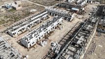 Imagen de Neuquén negocia el traspaso de un complejo de 140 viviendas que lleva años abandonado en la meseta