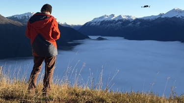 Drones con sensores térmicos, la nueva herramienta para detectar huemules en la Patagonia
