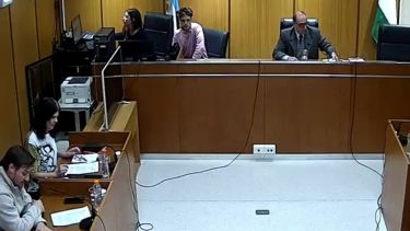 Tres hombres quedaron imputados por un robo en Roca: habrían obligado a la víctima a subir a una camioneta