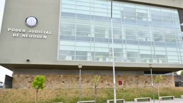 Faltó al comienzo del juicio, lo llevaron detenido y ahora fue condenado por abuso sexual en Neuquén