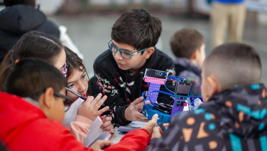Los proyectos desarrollados por estudiantes buscan dar respuesta a problemáticas de sus escuelas y comunidades a través de la ciencia y la tecnología. Gentileza. 