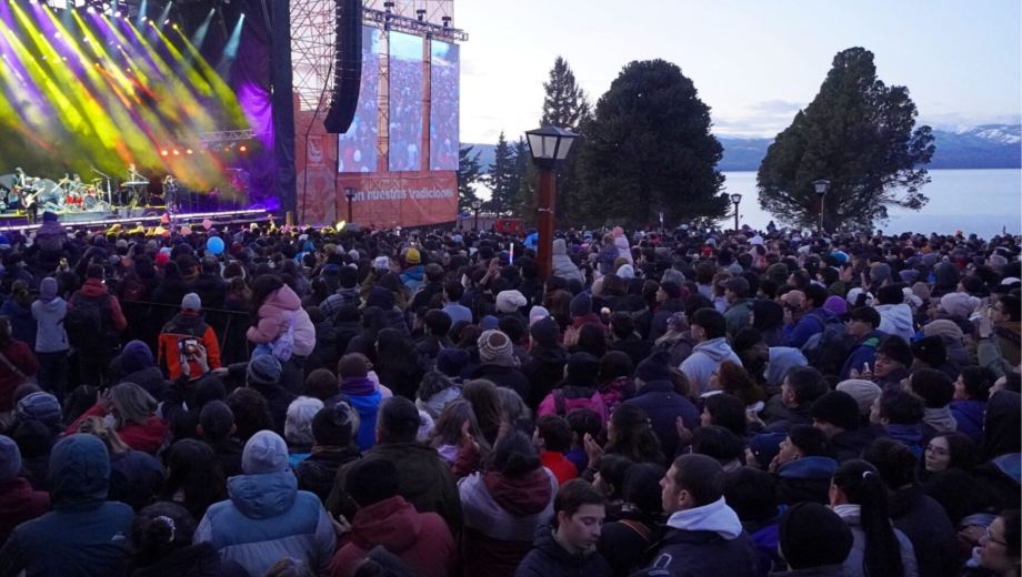 Una multitud acompañó las actividades de la Fiesta Nacional de la Nieve y participó de las distintas propuestas durante el fin de semana. Gentileza. 