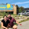 Imagen de De Andacollo a Alaska en un Mégane de 1999: la aventura de una pareja neuquina que lleva ocho años en la ruta