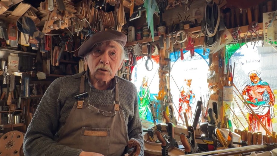 Raúl Pérez, Luthier de Bariloche. 