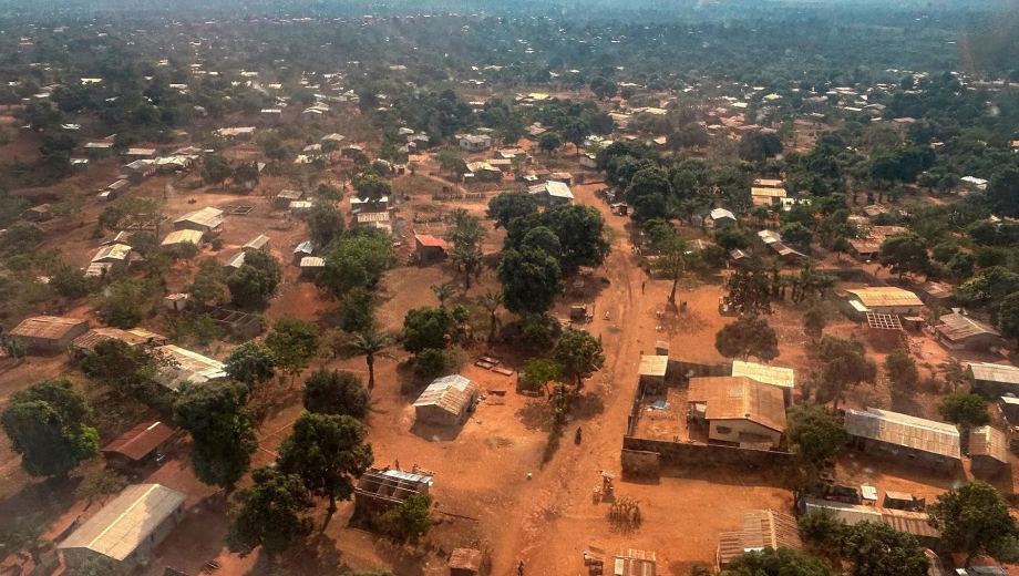 Al menos 100 personas muertas tras un deslizamiento de tierra en una mina de oro en la República Centroafricana este martes. (Foto: gentileza AFP)