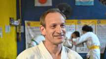 Imagen de Del quirófano al tatami: la historia del cirujano de Roca que encontró en el judo una forma de vida