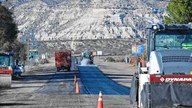 Avanzan los trabajos de repavimentación de la  Rutas 6, obra clave para el Alto Valle y la Línea Sur