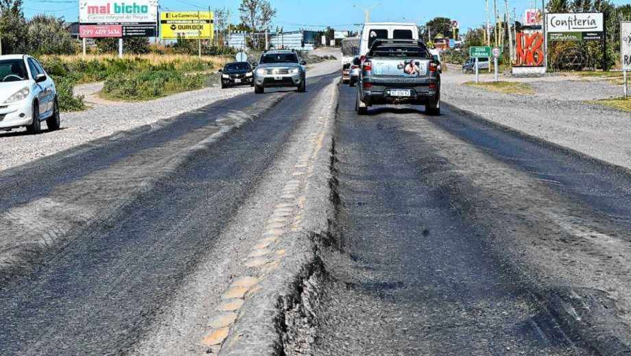 Rutas 22 y 151: productores exigen obras. 