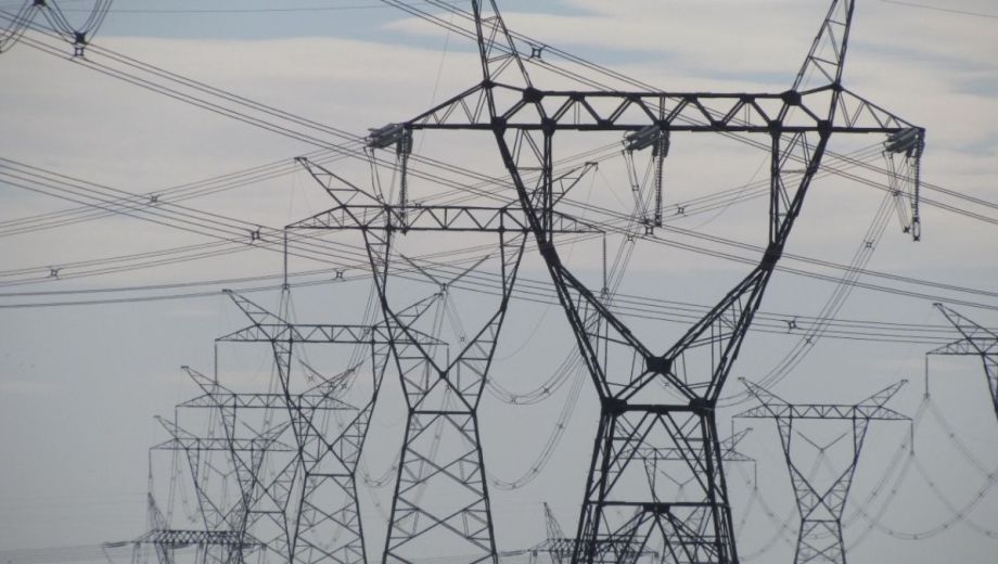 Nación anunció la reconstrucción del sistema de transmisión eléctrica argentino con el llamado a licitación de AMBA I