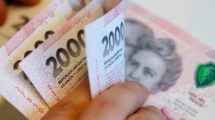 Imagen de El Gobierno busca fijar un salario mínimo de $1 millón para las nuevas paritarias