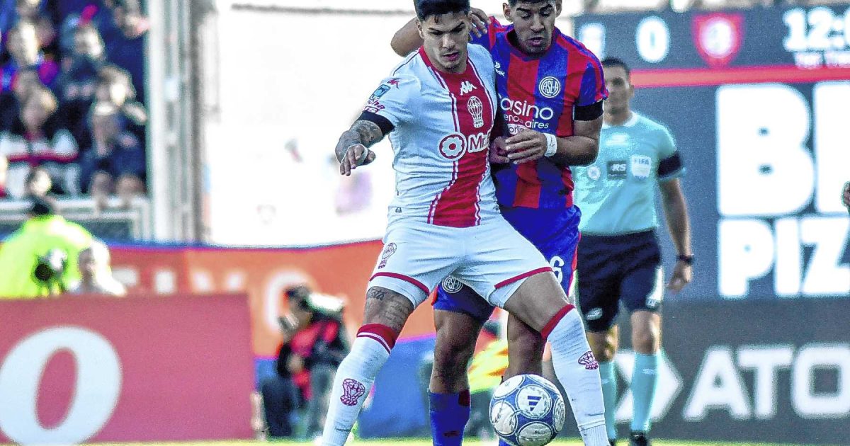 San Lorenzo y Huracán empatan 0-0 en un nuevo clásico