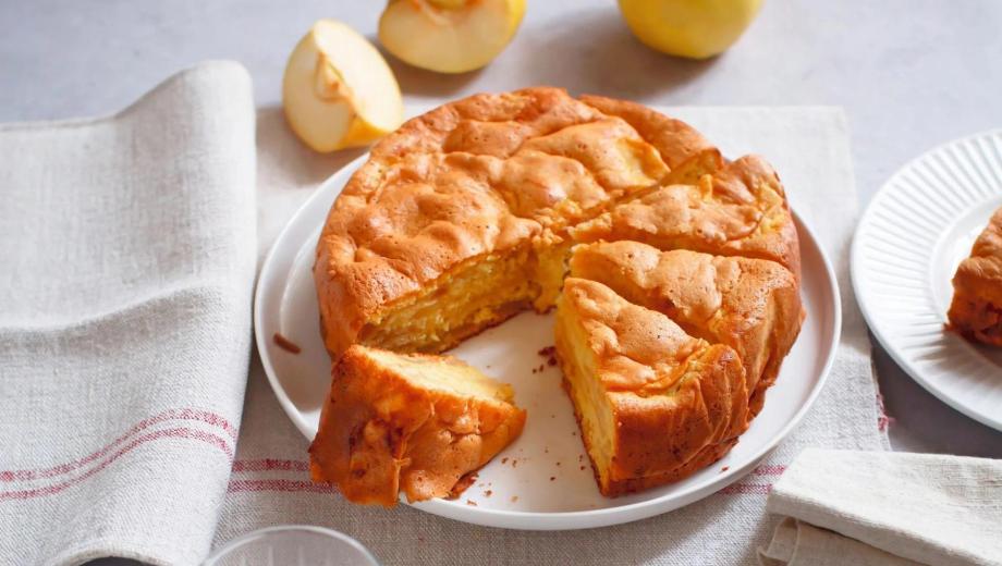 Sharlotka: cómo hacer la torta de manzana rusa.-