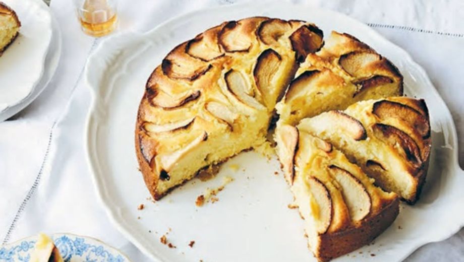 Cómo hacer torta italiana de manzana.-