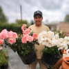 Imagen de De podar árboles en su adolescencia a producir arbustos de calidad en una zona árida como Picún Leufú