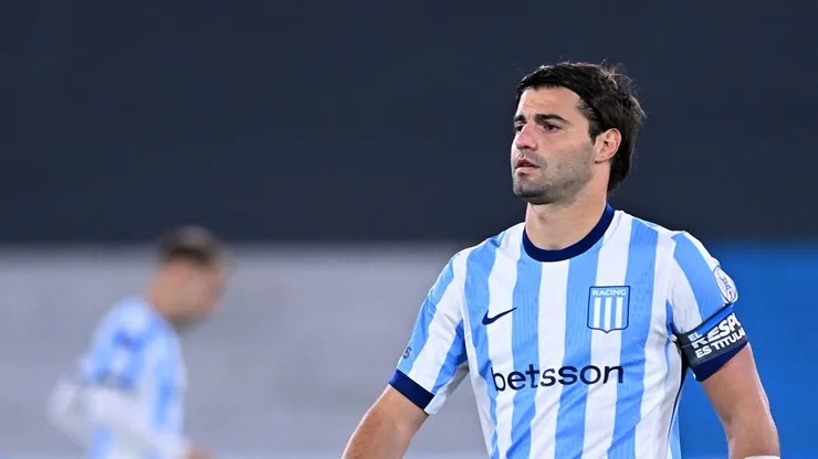 Dura baja para Racing: Santi Sosa está a detalles de irse a Vasco da Gama y no jugará ante Tigre