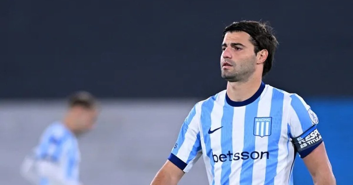 Dura baja para Racing: Santi Sosa está a detalles de irse a Vasco da Gama y no jugará ante Tigre