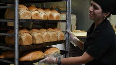Día del panadero: el valor del pan de cada día en la mesa de los argentinos