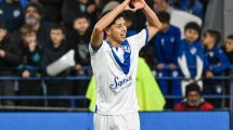 Imagen de ¡El sueño del pibe! Con 17 años, Thiago Aguirre marcó su primer gol y le dio el triunfo a Vélez sobre Independiente