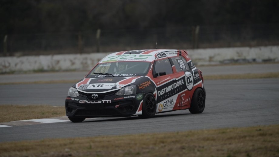 El Etios de Flores, atendido por el Cano Racing, tendrá presencia estelar en el segundo turno de conducción en San Nicolás. 