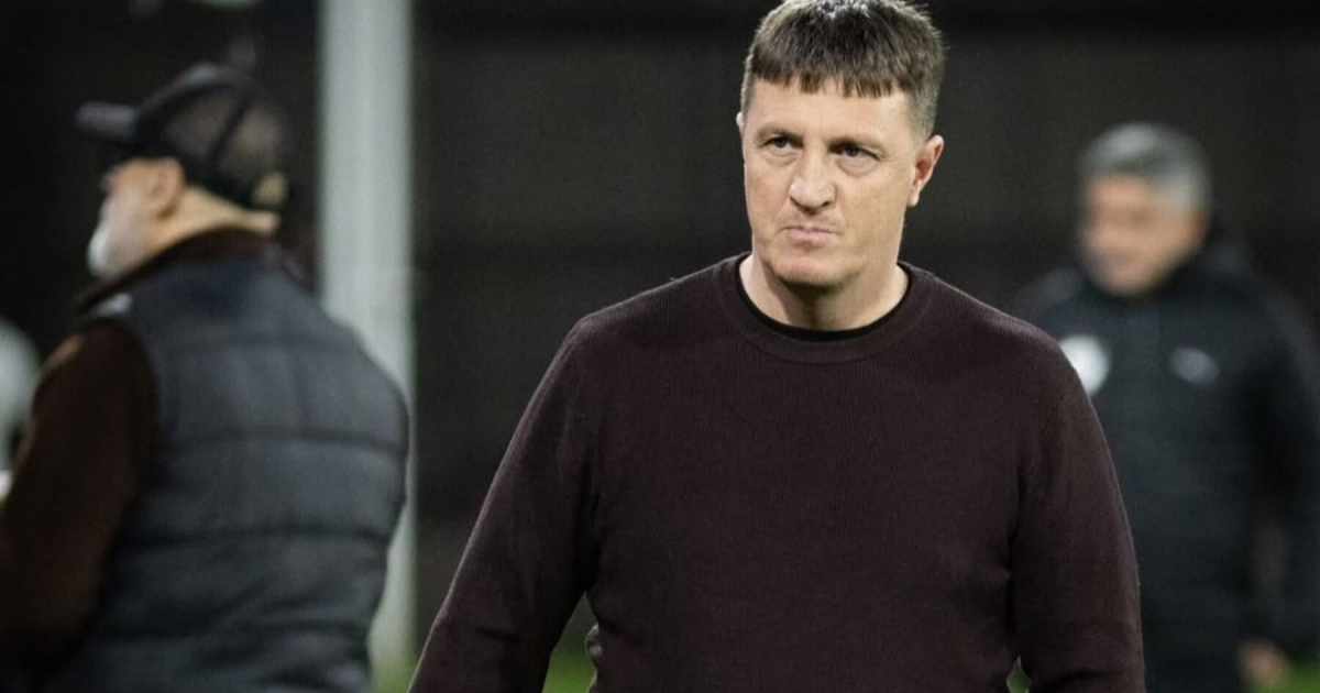 Primer caído en el Clausura: Platense echó a Zunino y Palermo asoma como posible reemplazo