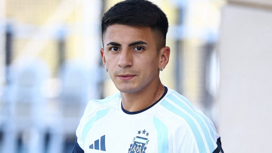 Thiago Almada emprenderá vuelo hacia Buenos Aires este domingo.