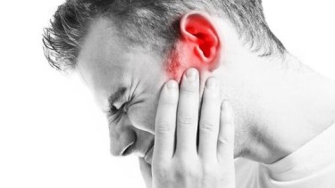 Por qué a veces escuchamos un pitido en el oído cuando está todo en silencio
