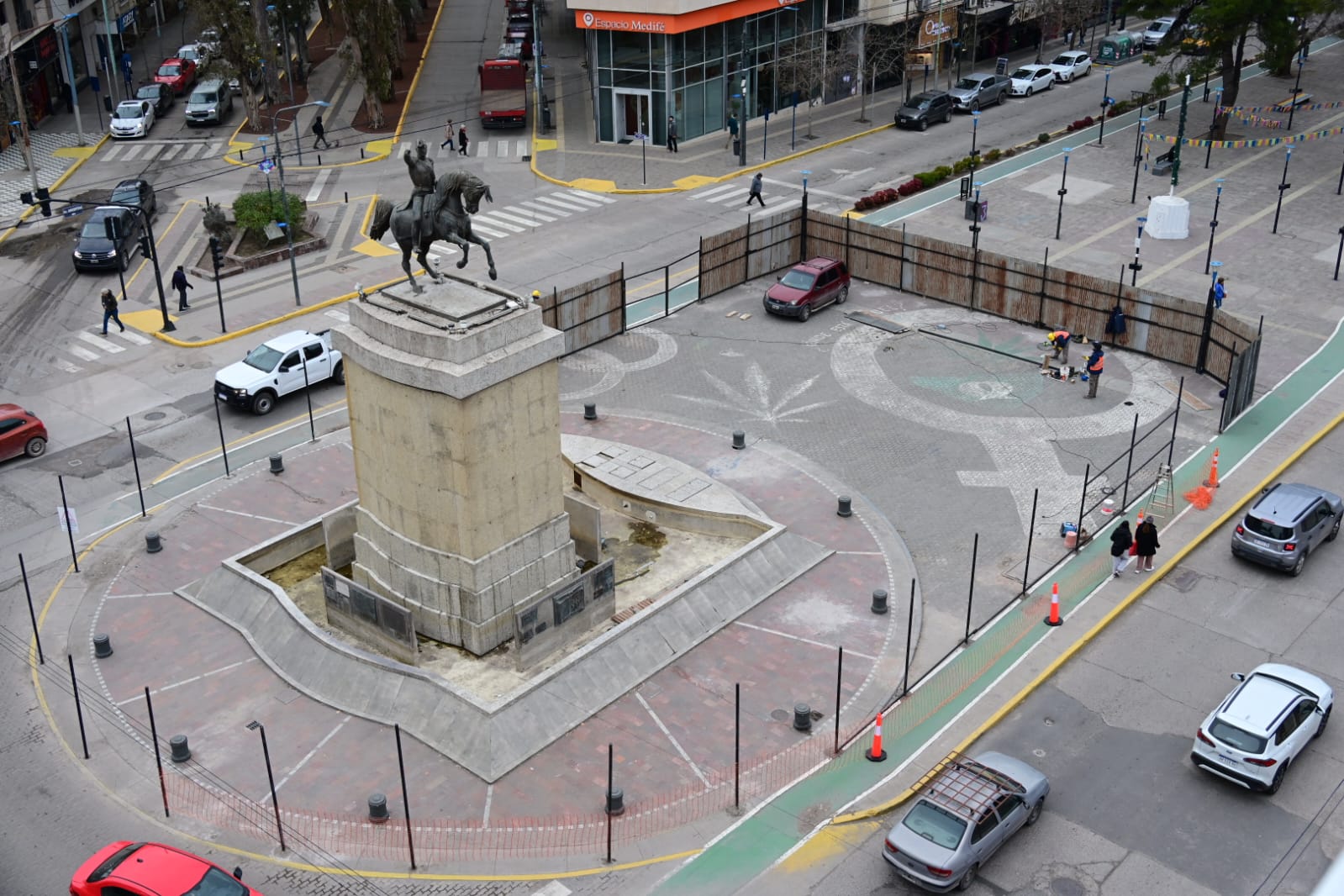 Detectan falla estructural en el Monumento a San Martín de Neuquén