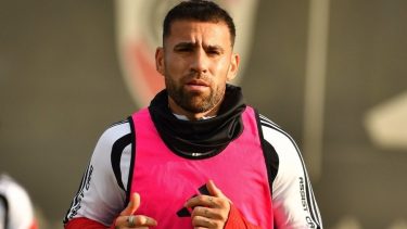 Otamendi tomó la palabra en River y dejó un mensaje de unidad: «Tenemos que dar la cara…»