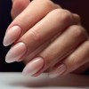 Imagen de Clean Nails: cómo llevar esta tendencia que es el nuevo símbolo de elegancia 
