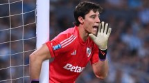 Imagen de Juventus viene a la carga por Santiago Beltrán, arquero de River