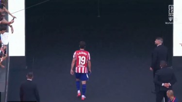 El Cholo Simeone reveló por qué Julián Álvarez no saludó tras el empate del Atlético de Madrid: «Fue una decisión del club»