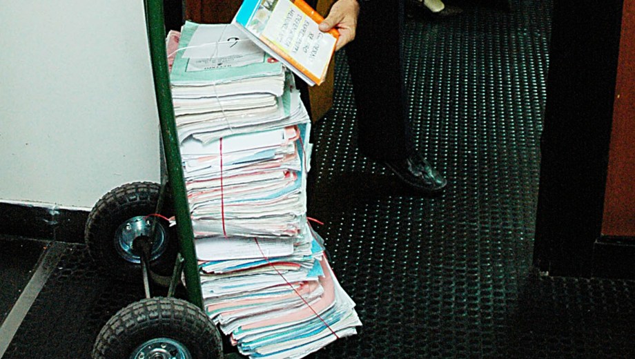 El organismo deberá revisar, digitalizar y eliminar documentación que ya haya cumplido los plazos legales de conservación. Foto: Marcelo Ochoa.