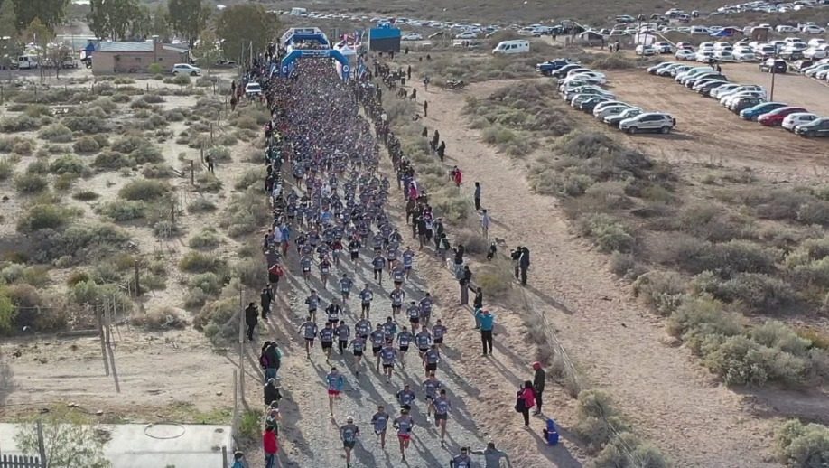 Más de 1.100 atletas participarán del Trail Aniversario de Roca este domingo. (Foto: Archivo)