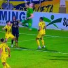 Imagen de Susto en el fútbol de Paraguay: un arquero argentino lesionó de un rodillazo a su compañero