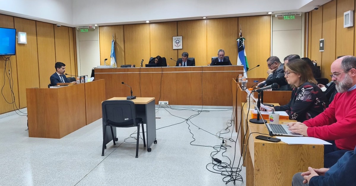 Juicio a cuatro policías por torturas a adolescentes en General Roca