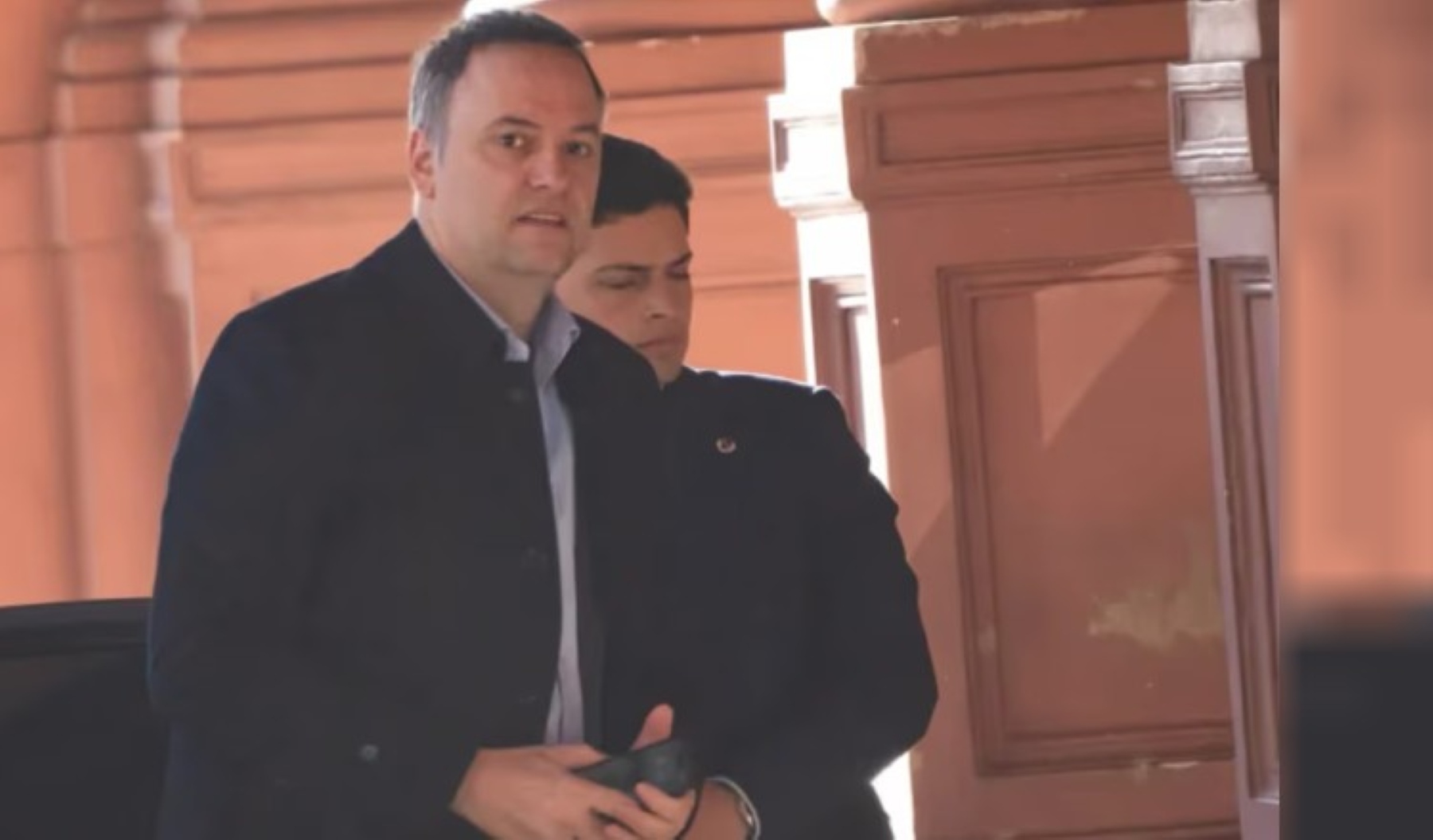 El exjefe de Gabinete Manuel Adorni tiene plazo hasta fin de agosto para aclarar su patrimonio