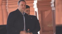 Imagen de A fines de agosto vence el plazo para que Manuel Adorni responda las 20 dudas de la Justicia sobre su patrimonio